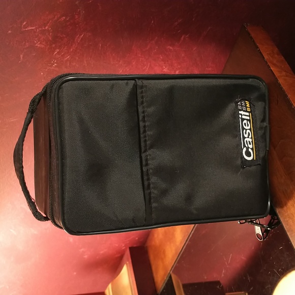 CASEIT ZIP-UP CD STORAGE CARRY CASE - Pre-owned - Picture 1 of 8